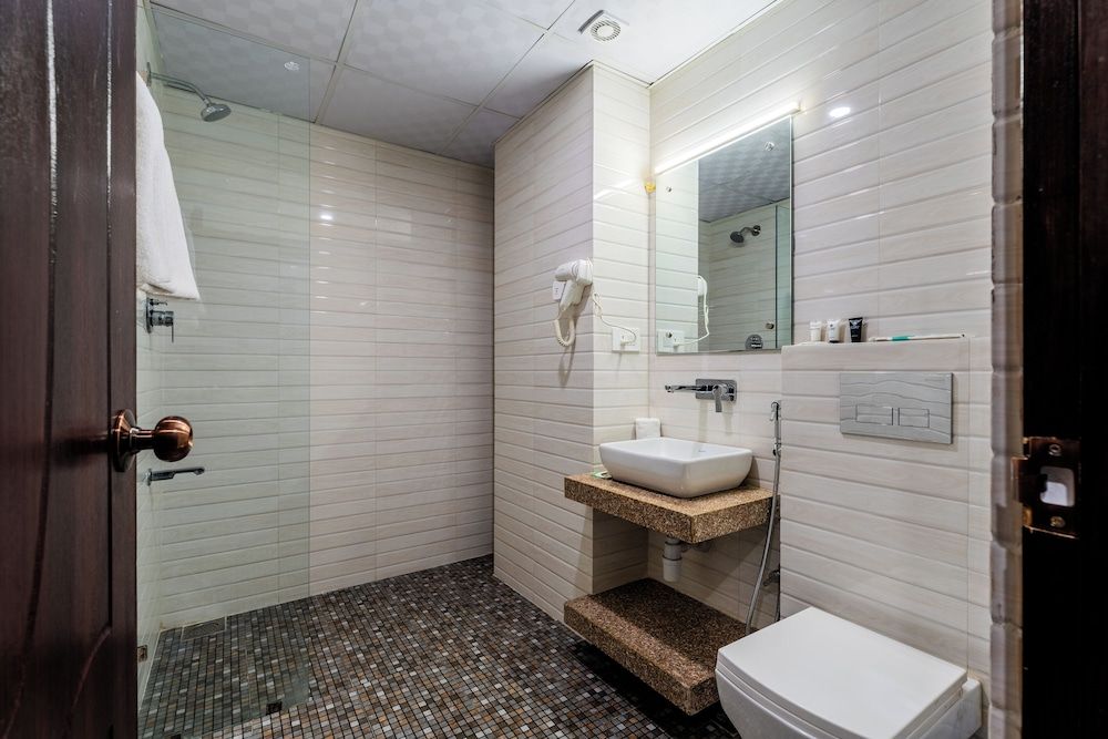 Hotel Yukhang Deluxe Double Room, 1 Bedroom, City View 4