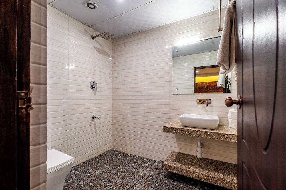 undefined Hotel Yukhang 5