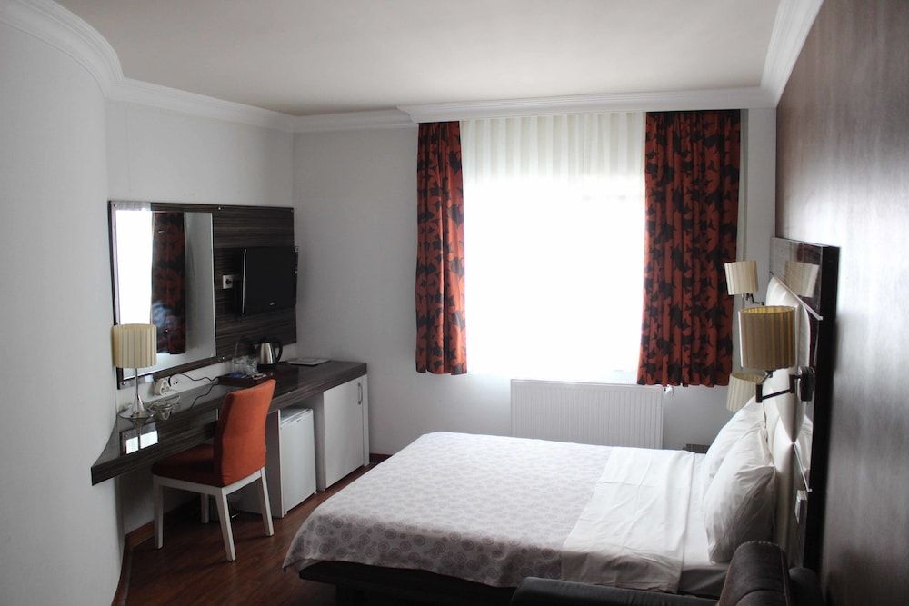 Hotel La Piano Double Room, Balcony