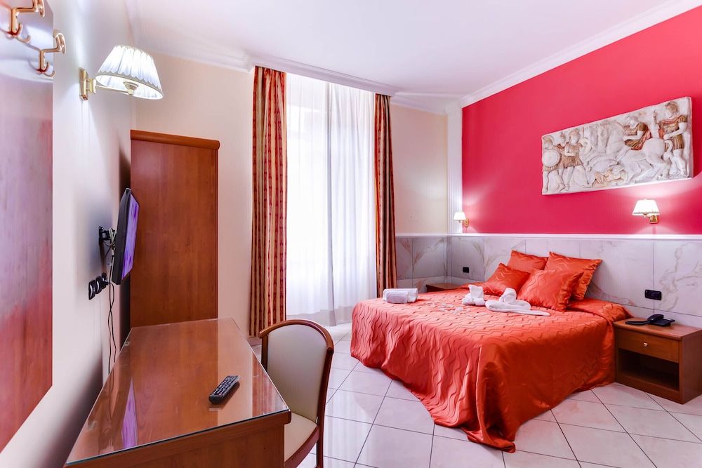 undefined Hotel Suite Caesar 4