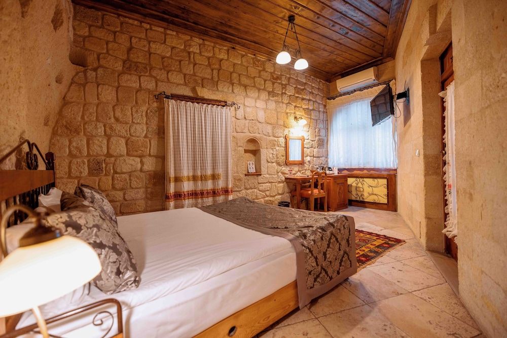 Mithra Cave Hotel - Special Class Classic Cave Room 13