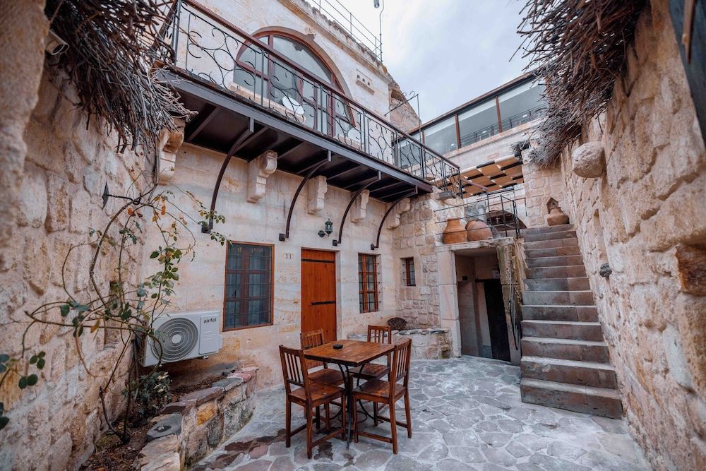 undefined Mithra Cave Hotel - Special Class 9