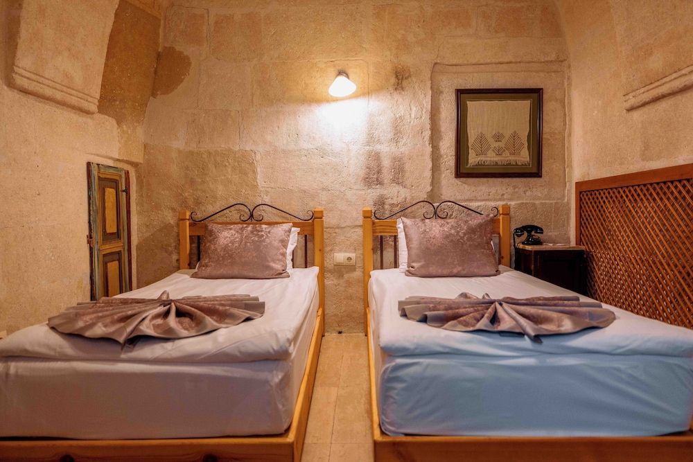 Mithra Cave Hotel - Special Class Classic Cave Room 15