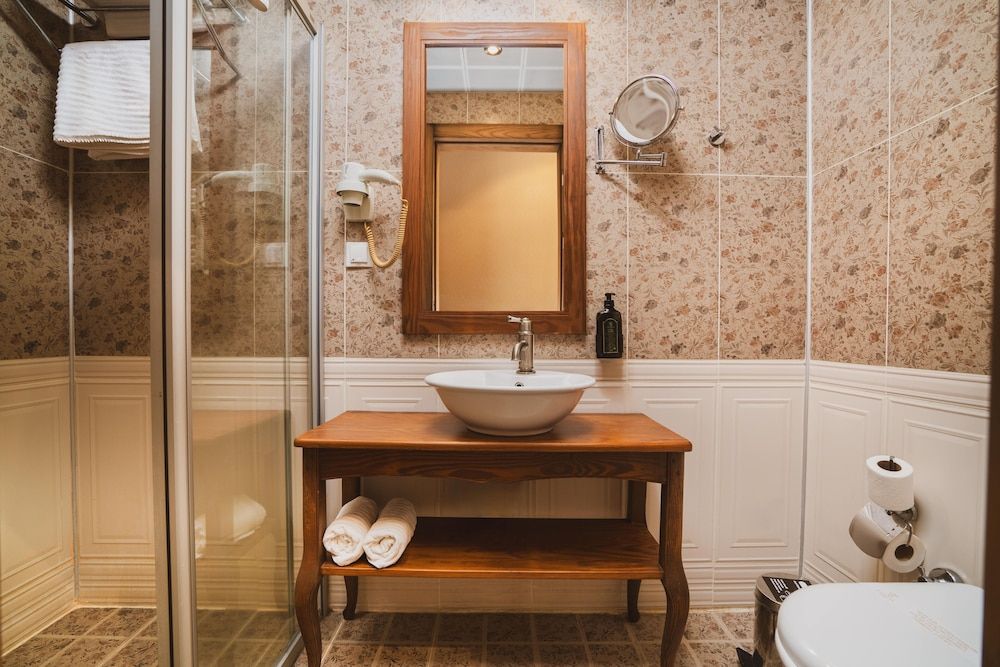 Raymar Hotels Ankara Standard Double or Twin Room 15