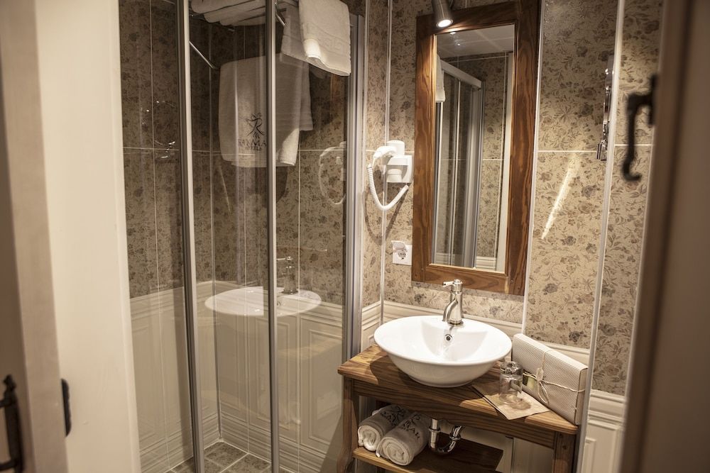 Raymar Hotels Ankara Standard Double or Twin Room 12