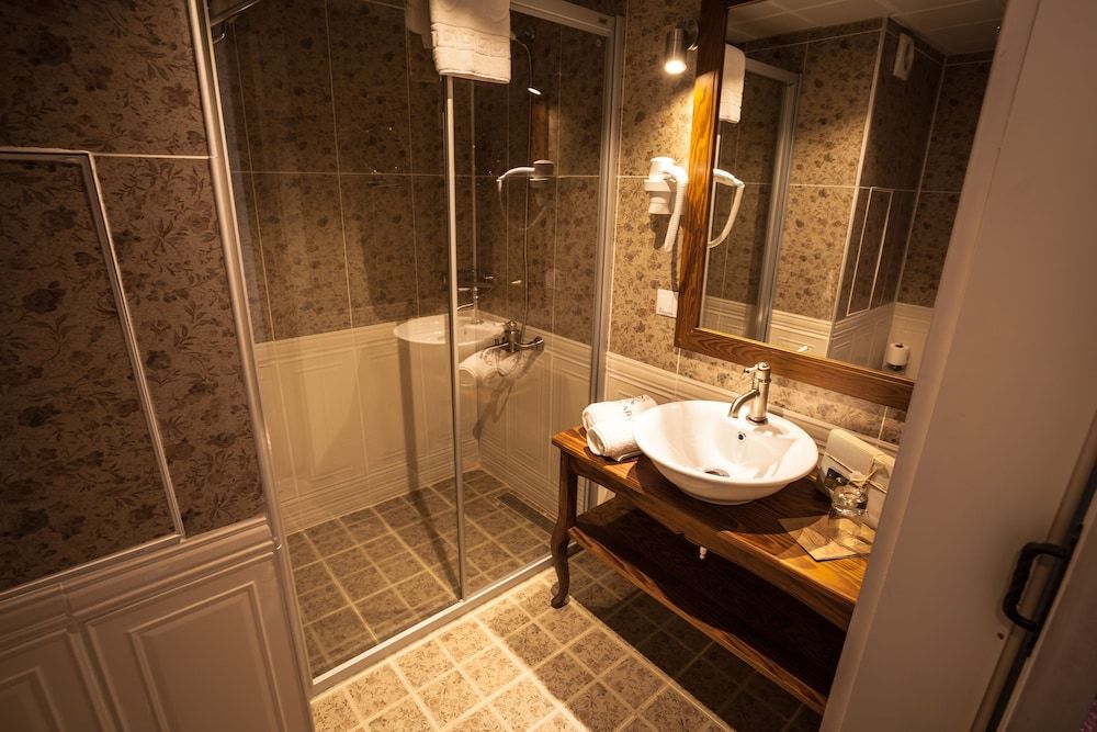 Raymar Hotels Ankara Standard Double or Twin Room 11