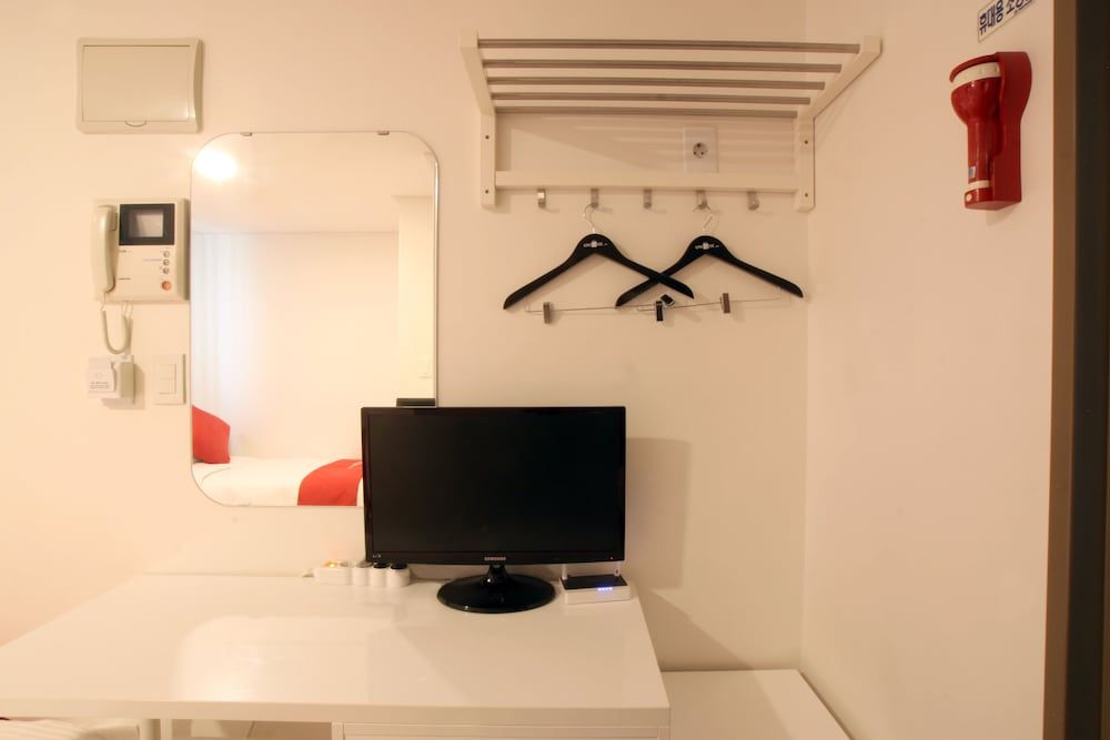 Three Seven Hotel Double Room 4