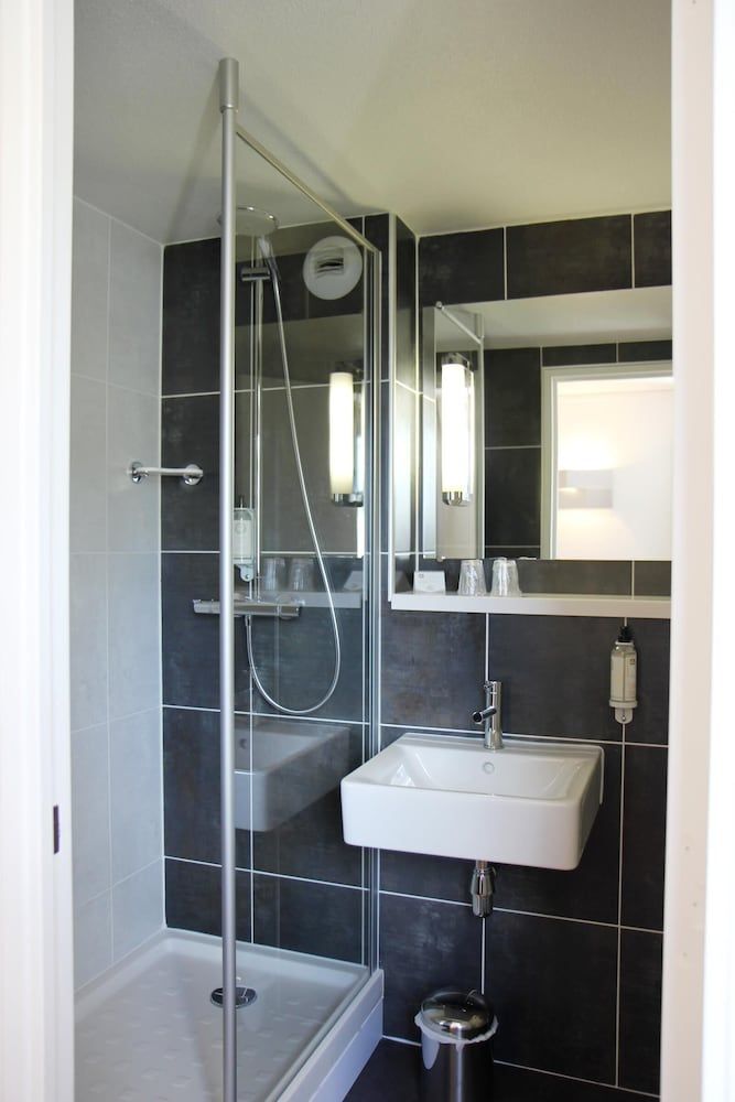 Best Western The Wish Versailles Superior Room, 1 King Bed, Non Smoking 5