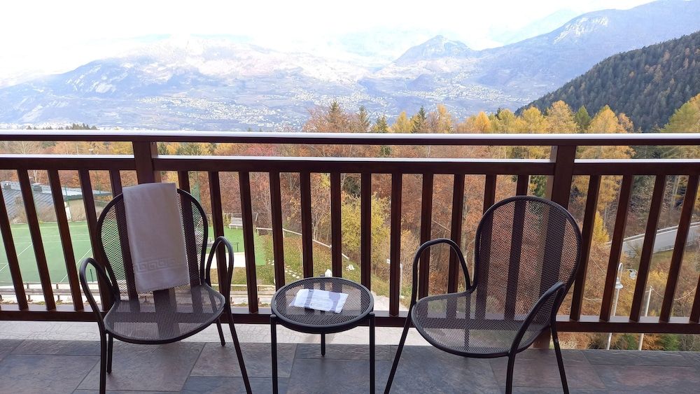 Hotel Monte Bondone Family Room, Balcony, Mountain View 6