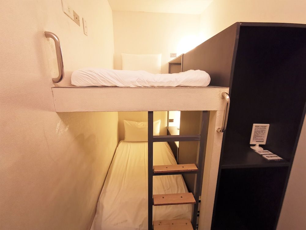 Inn Cube Ximen Room, Shared Bathroom (Bunk Bed)