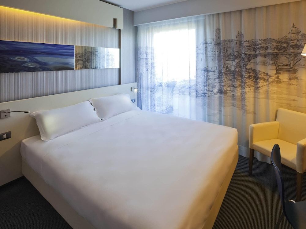 undefined ibis Styles Roma Eur 4