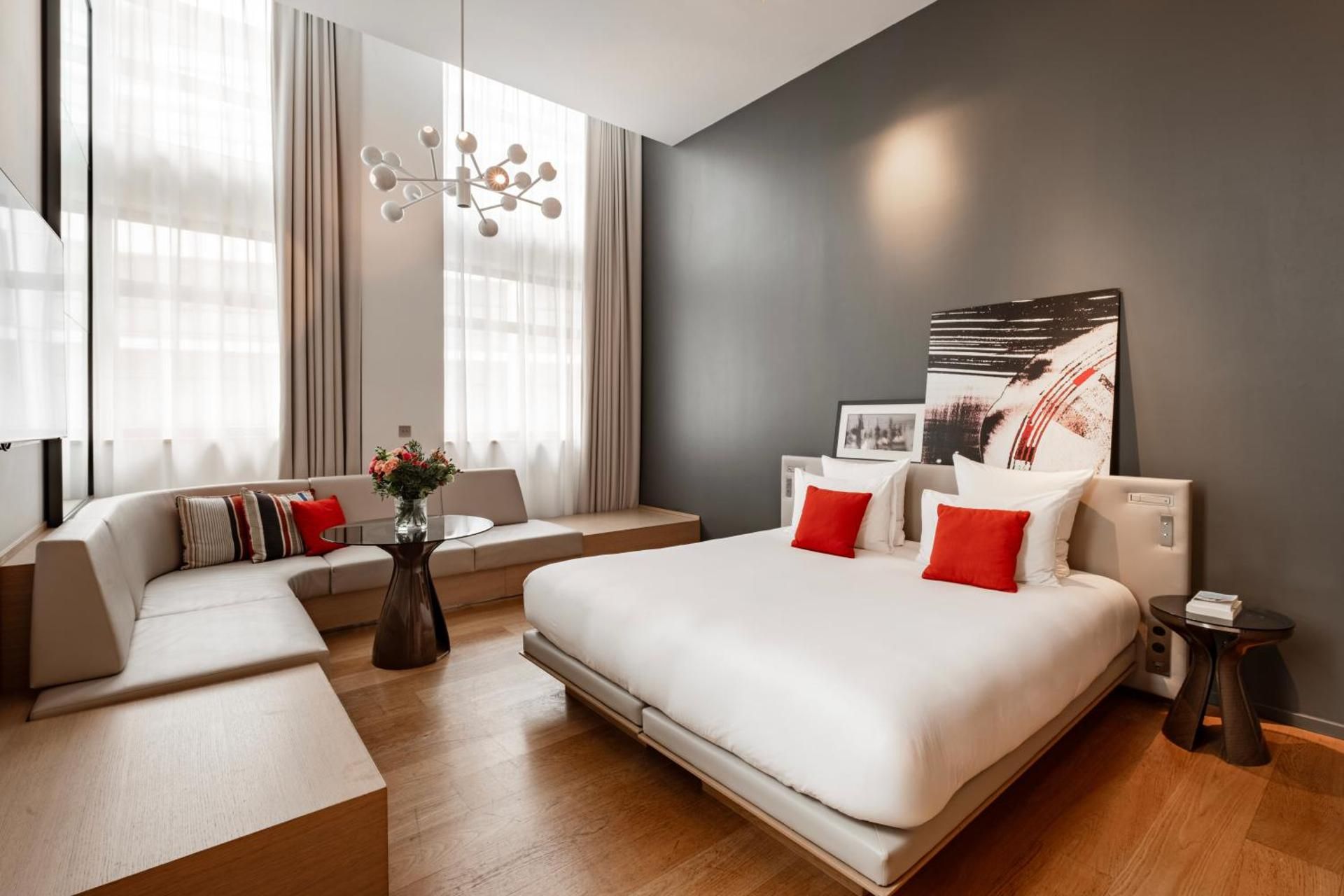 undefined Le Cinq Codet 10