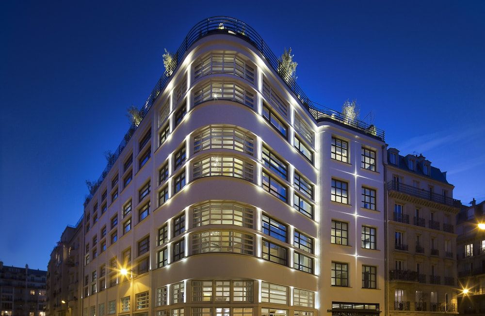 undefined Le Cinq Codet 2