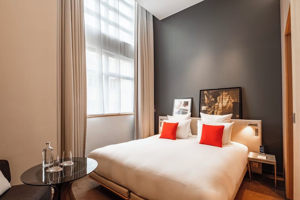 Le Cinq Codet Classic Room 3