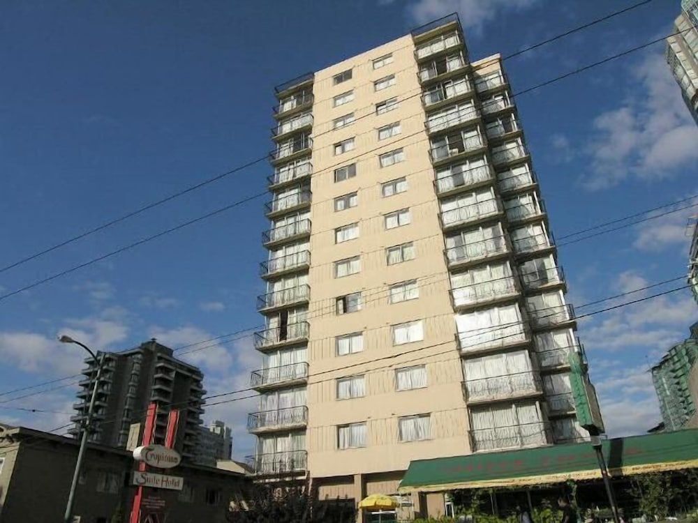 undefined Tropicana Suite Hotel 2