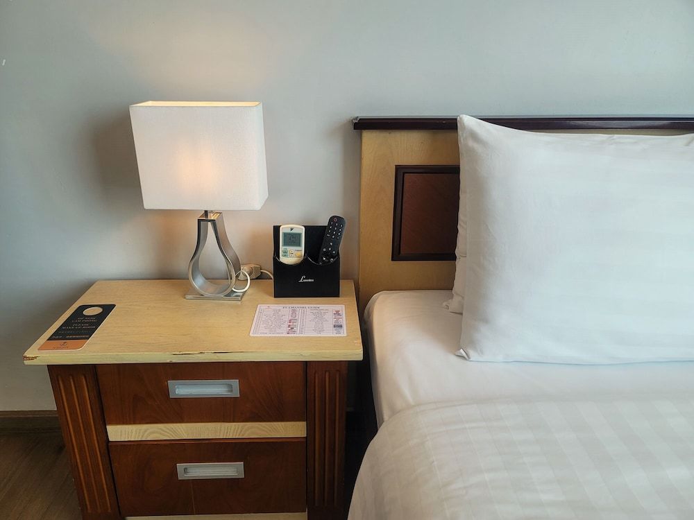 Luxeden Signature Hotel Executive Double Room, 1 Double Bed, City View 6