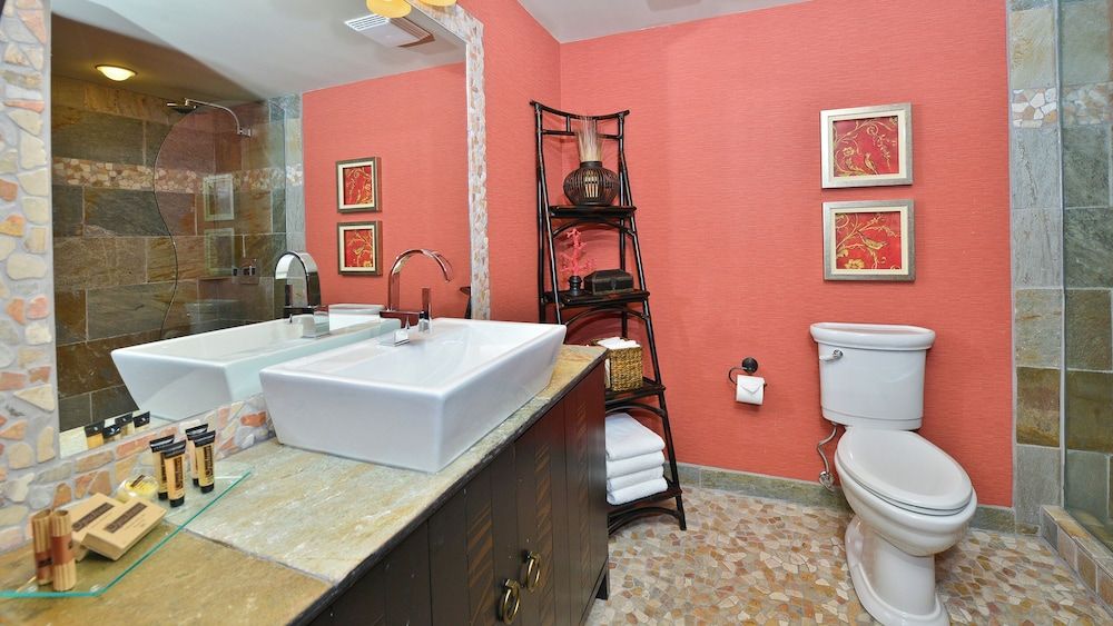 Prestige Lakeside Resort, WorldHotels Elite Suite, 1 King Bed, Non Smoking, Terrace 2