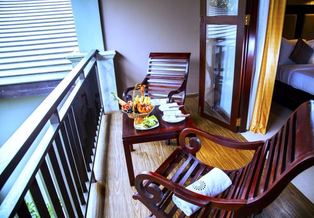 Full Moon Garden Hotel Deluxe Room with Free Upgrade on Availability 7