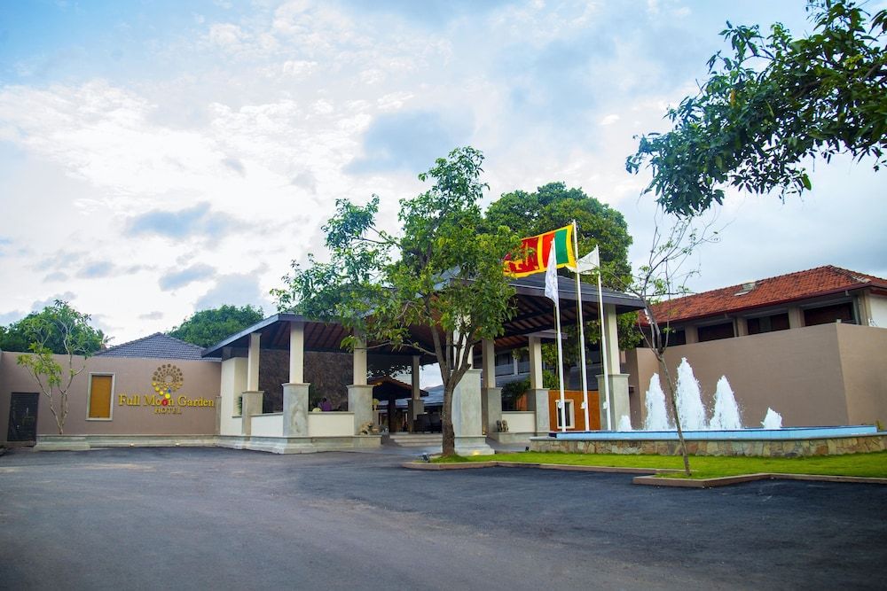 undefined Full Moon Garden Hotel 7