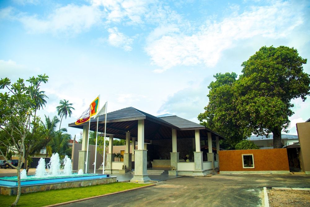 undefined Full Moon Garden Hotel 4