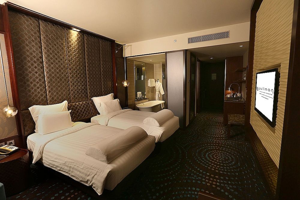 Pullman New Delhi Aerocity Hotel Deluxe Twin Room, 2 Twin Beds 7