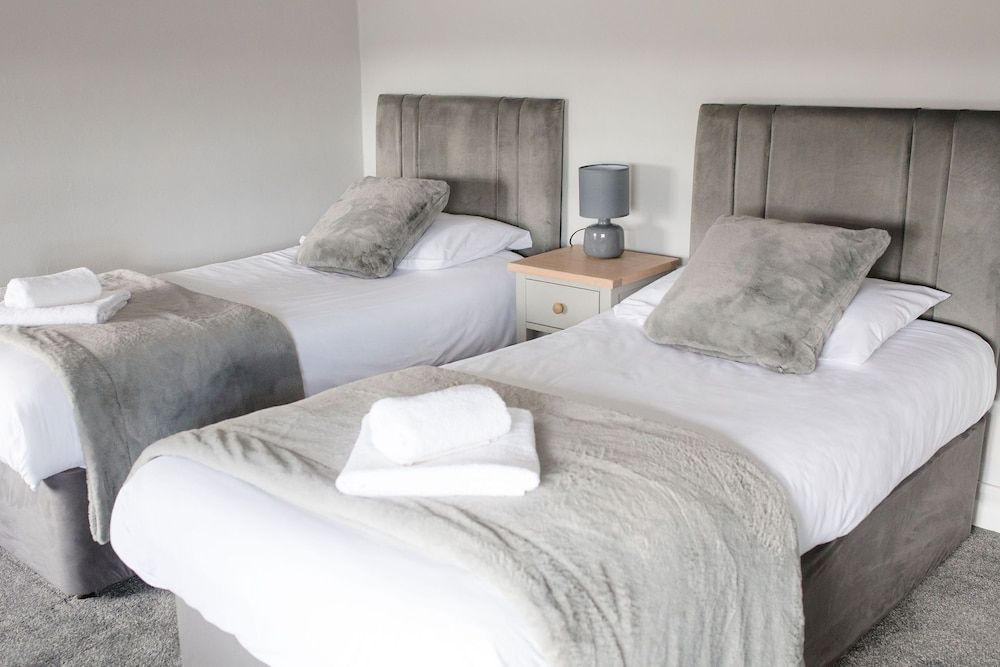 Kings Arms Classic Twin Room, Ensuite 4