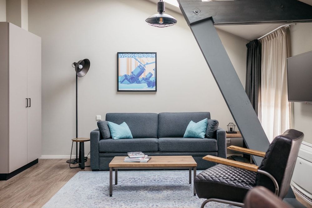 YAYS Amsterdam Maritime by Numa Extra Large Studio, Kitchen, Sofa Bed 6