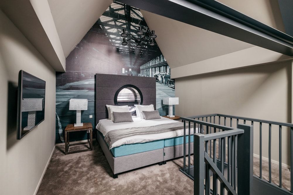 undefined YAYS Amsterdam Maritime by Numa 4