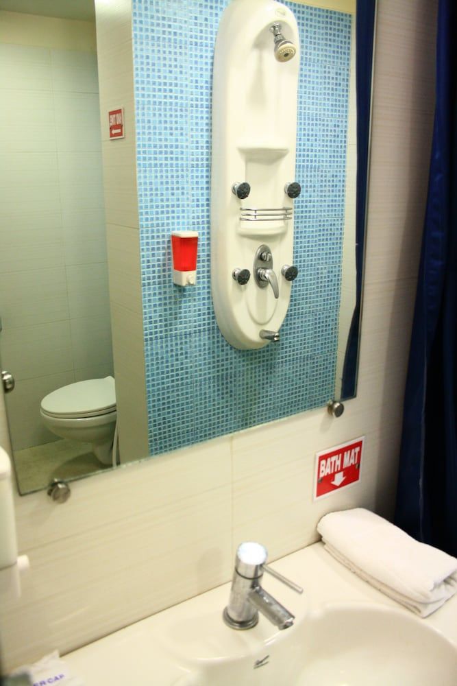 Ginger Tirupur Standard Room 9