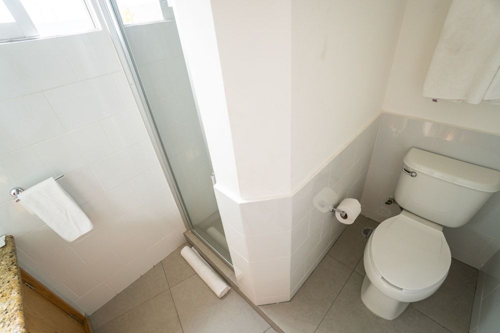 Hotel Suites Regina Superior Quadruple Room, 2 Double Beds, Tower 5