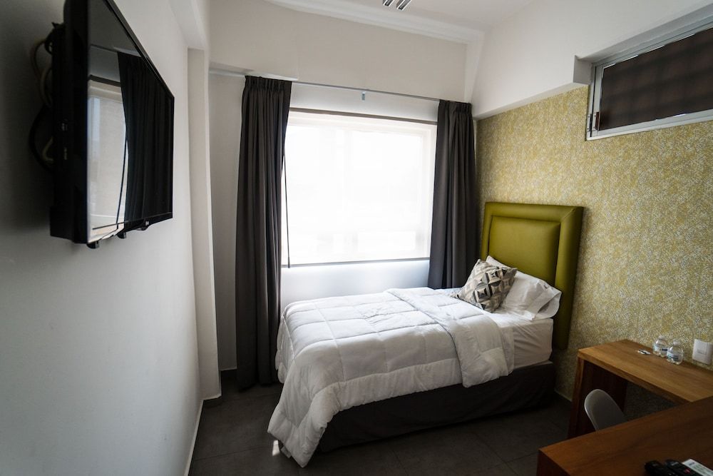 Hotel Suites Regina Basic Double Room, 1 Double Bed, Ground Floor 2