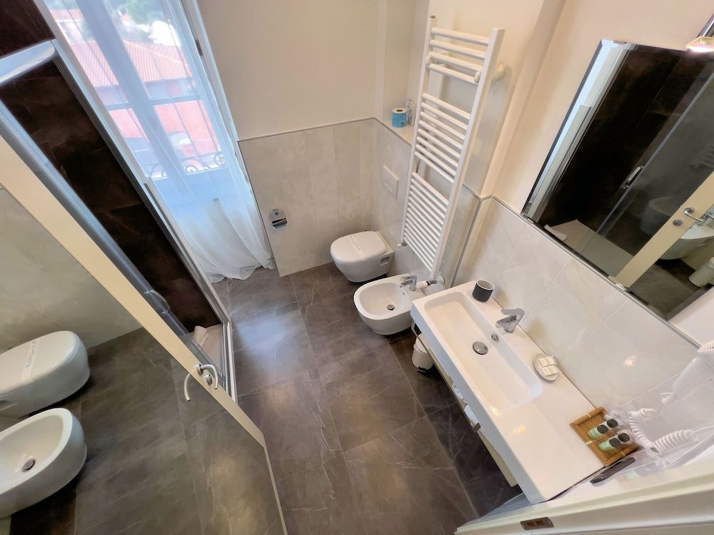 Exclusive Room, 1 Queen Bed, Non Smoking, Jetted Tub
