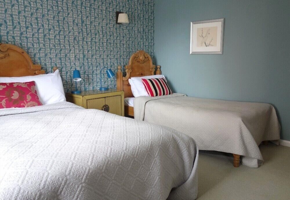 The Old Borough Arms Family Triple Room, Ensuite