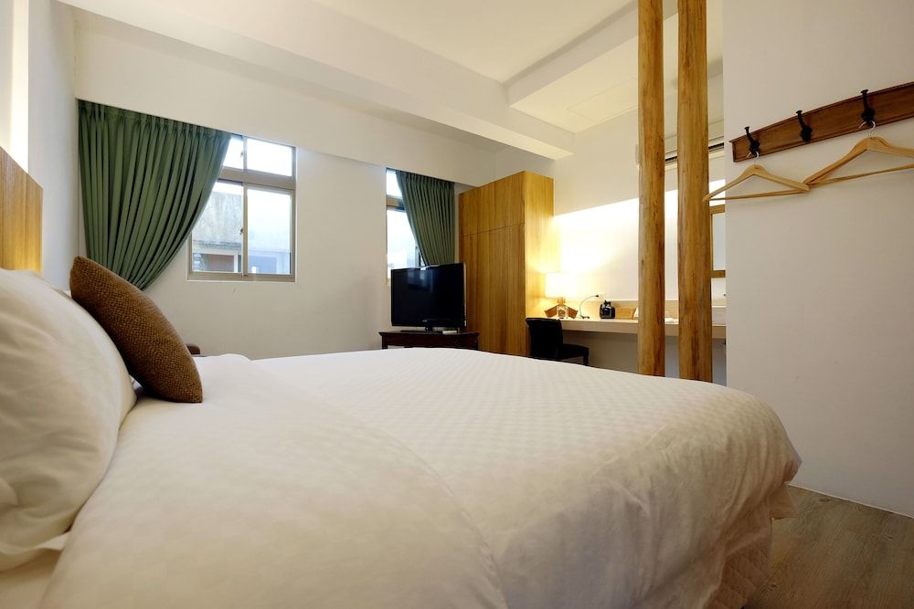 Shire Homestay Deluxe Double Room, 2 Bedrooms 12