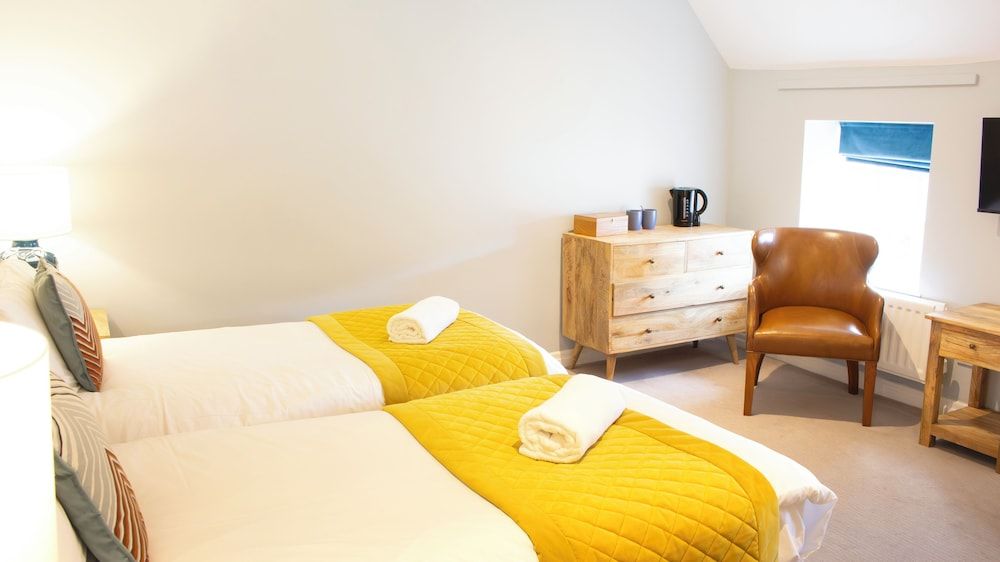 Manor House Hotel Courtyard Classic Twin