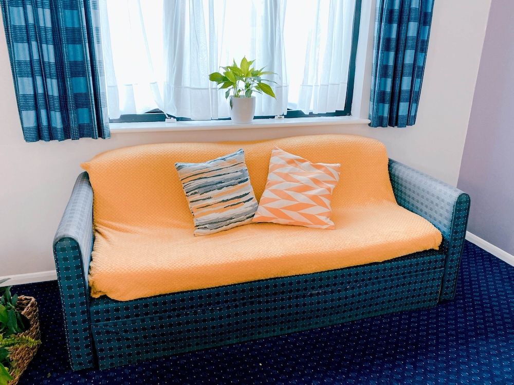 Redwings Lodge Dunstable Family Room 3