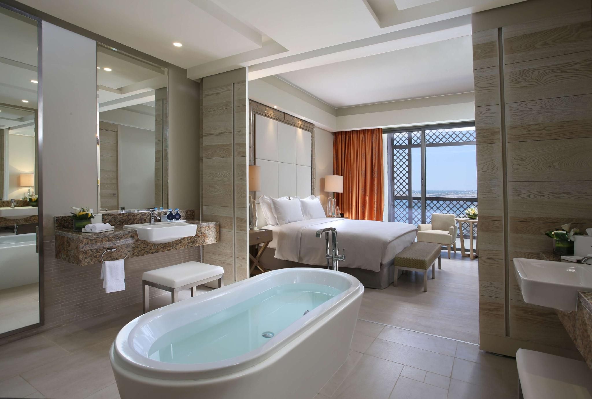 King Junior Suite with Sea View