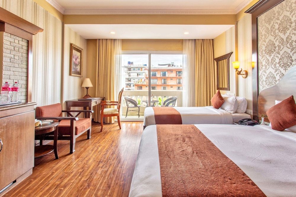 Da Yatra Courtyard Hotel & Resort Deluxe Twin Room 8