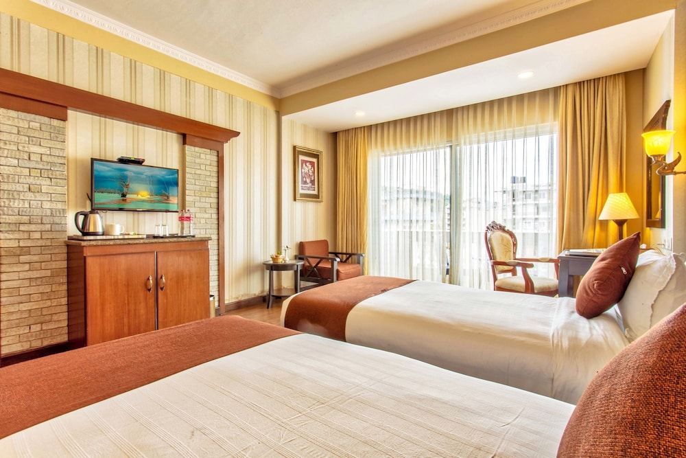 Da Yatra Courtyard Hotel & Resort Deluxe Twin Room 10