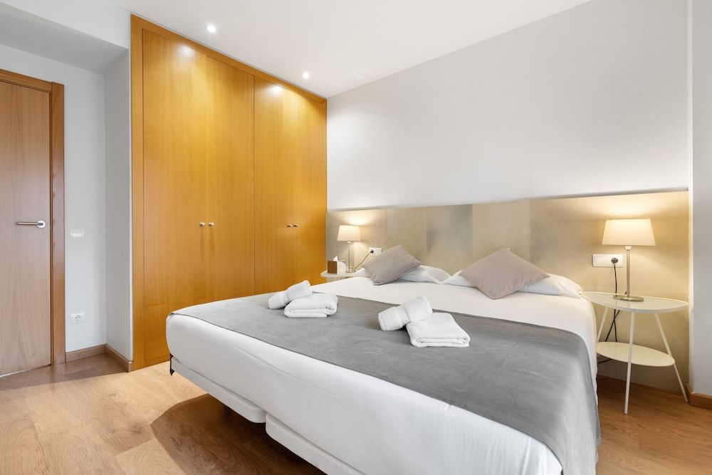 Sensation Authentic Gràcia Apartment, 2 Bedrooms