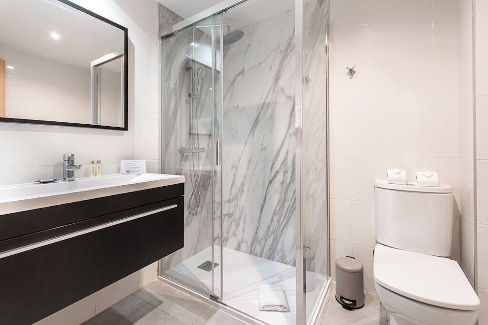 Sensation Authentic Gràcia Apartment, 4 Bedrooms, Terrace 8