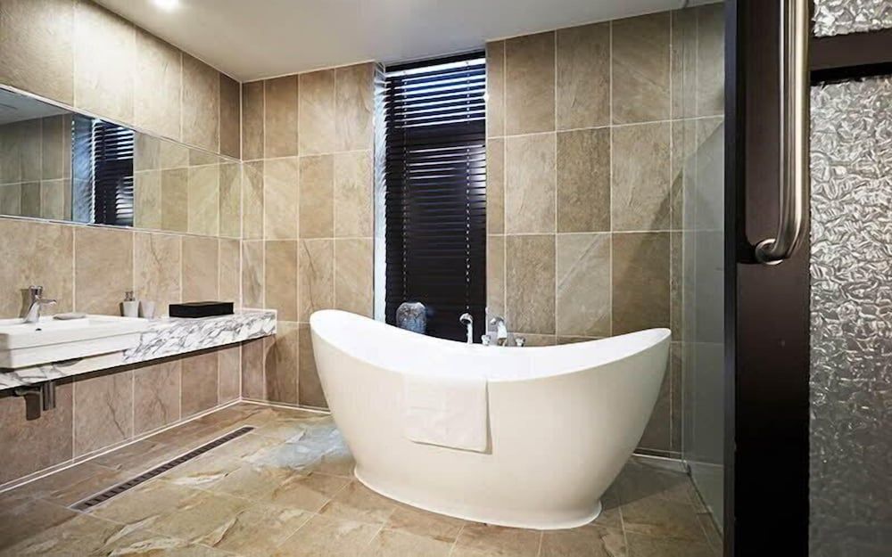 undefined Hotel Boutique 9 10