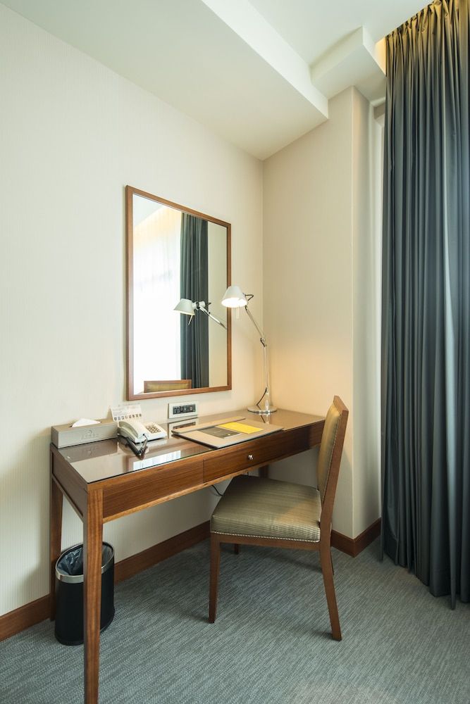 Taichung Harbor Hotel Family Room 3