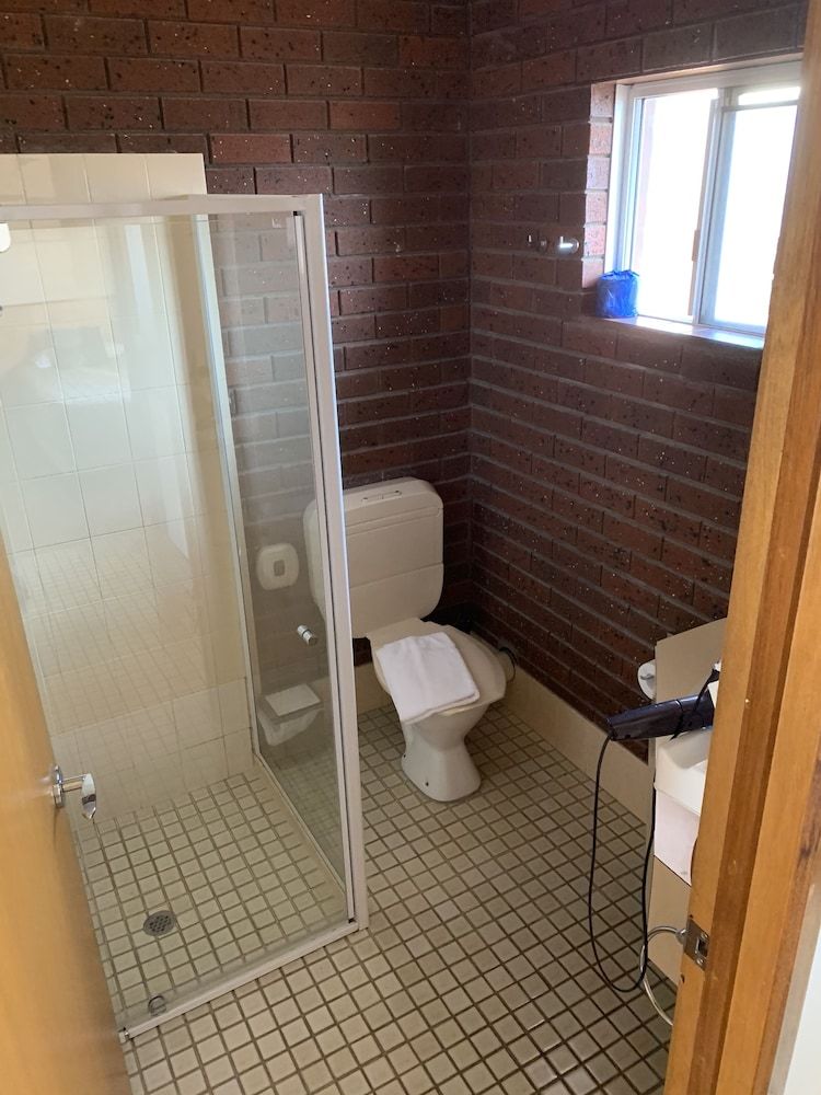 Bairnsdale Tanjil Motor Inn Superior Single/Double/Twin Room 4