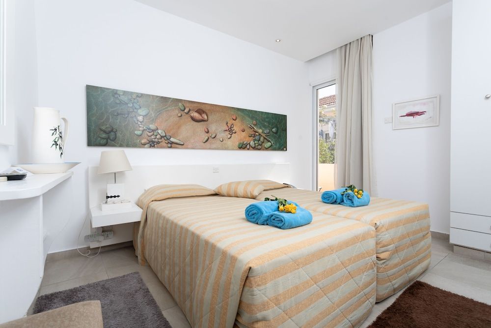 Hotel Opera Double or Twin Room, Balcony 2