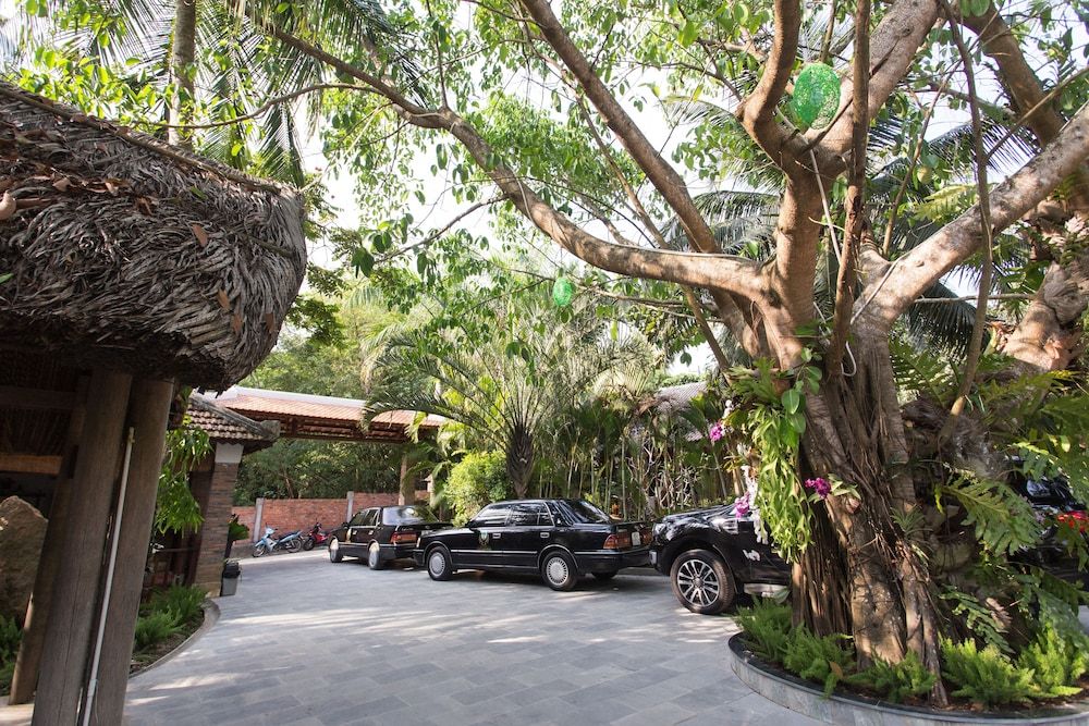 undefined Coco Palm Beach Resort & Spa 7