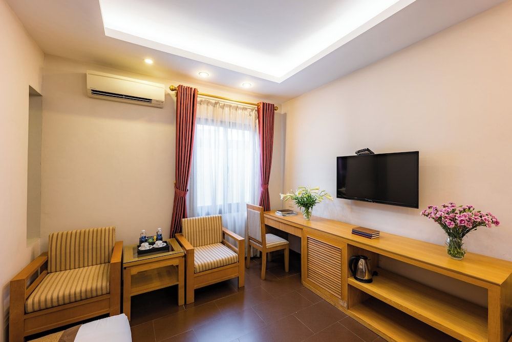 undefined Riverside Hanoi Hotel 2