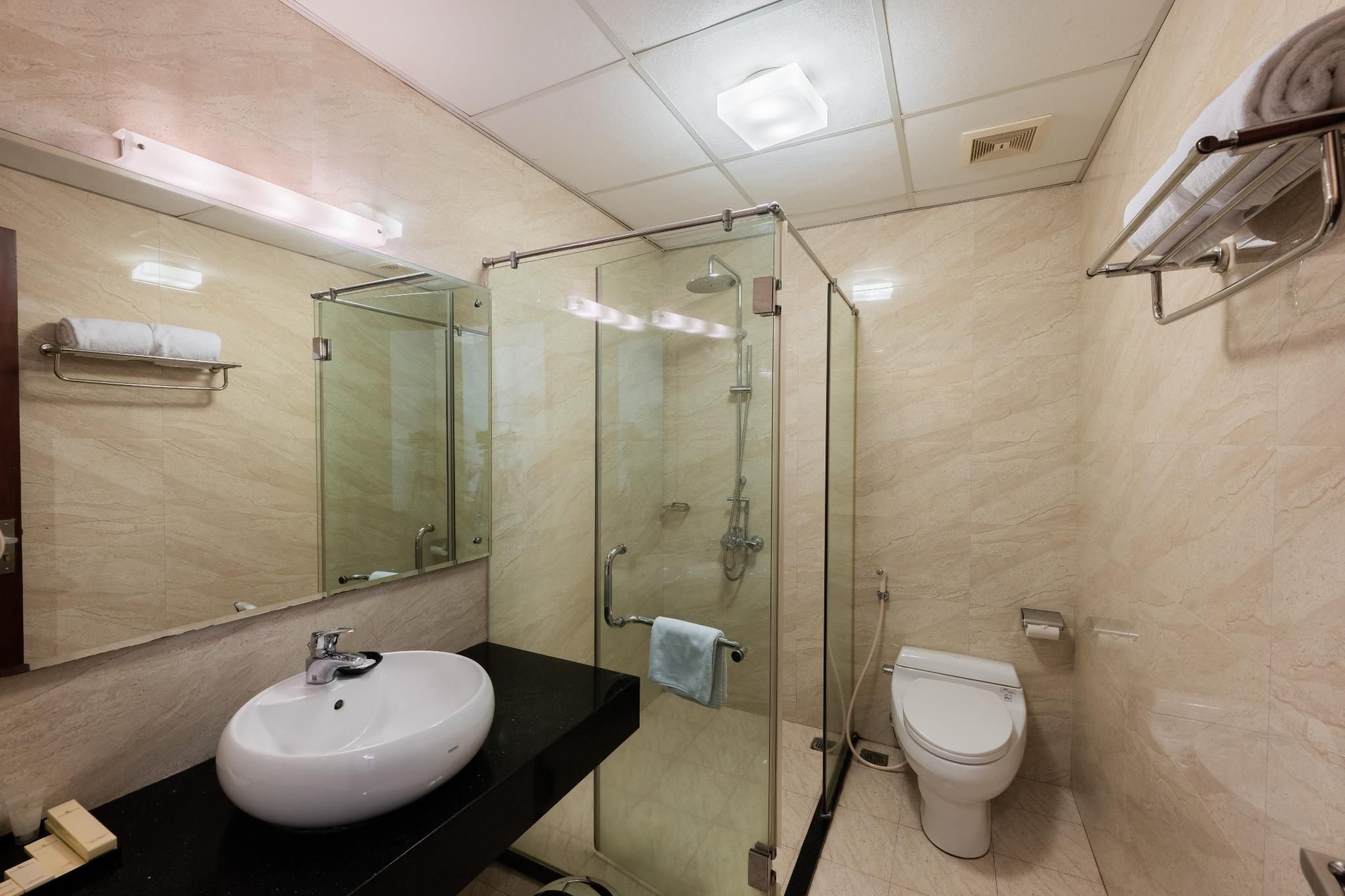 undefined Riverside Hanoi Hotel 10