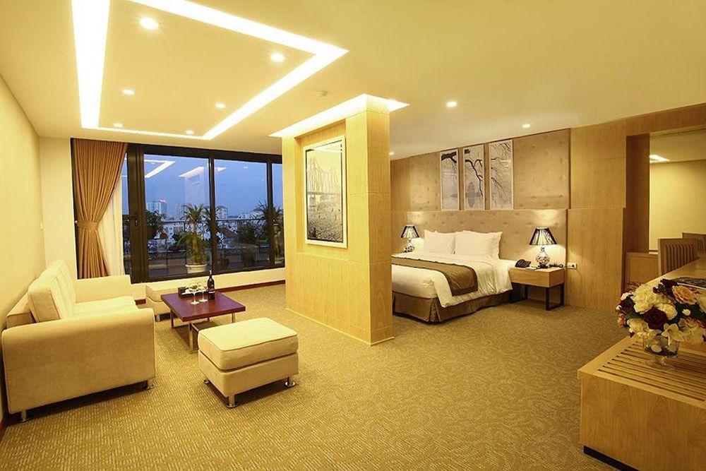 Riverside Hanoi Hotel Executive Room, 1 King Bed 2