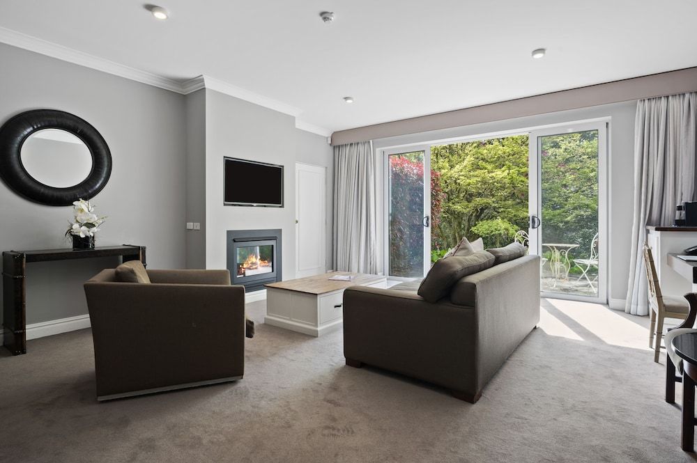 Parklands Country Gardens and Lodges Suite, Garden View 14